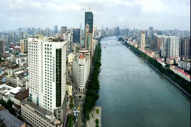 “中山大学孙逸仙纪念医院”高压氧舱联合第四代脑电仿生电刺激仪同步治疗